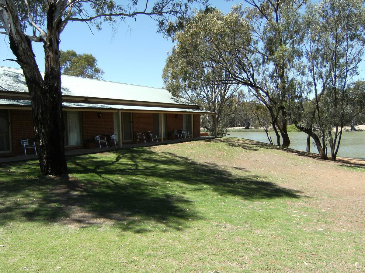 Euston Club Motel Exterior foto